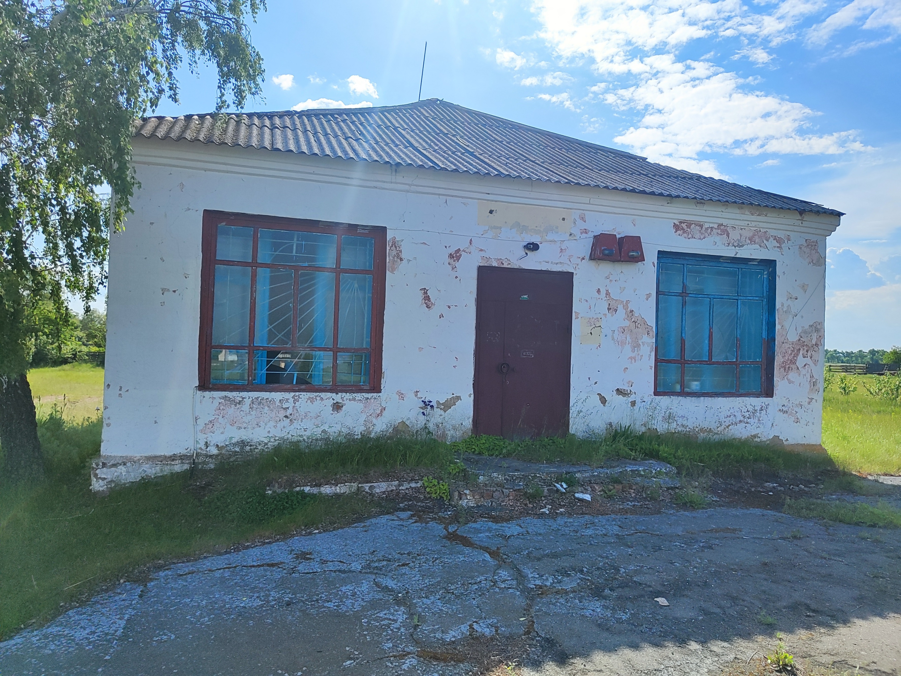 Здание магазина №81 д.Березки