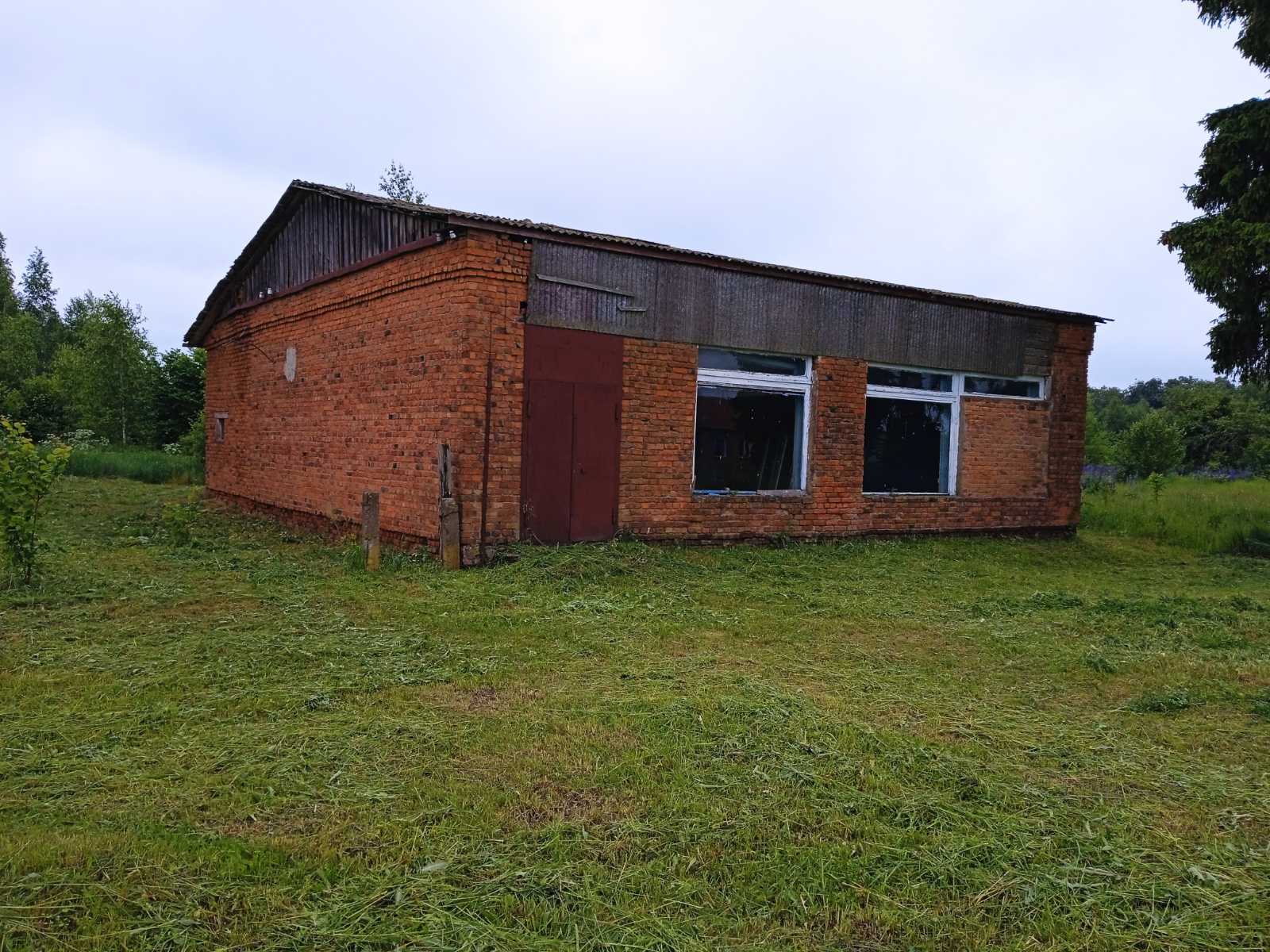 Здание магазина 324/С-10757 д.Искра