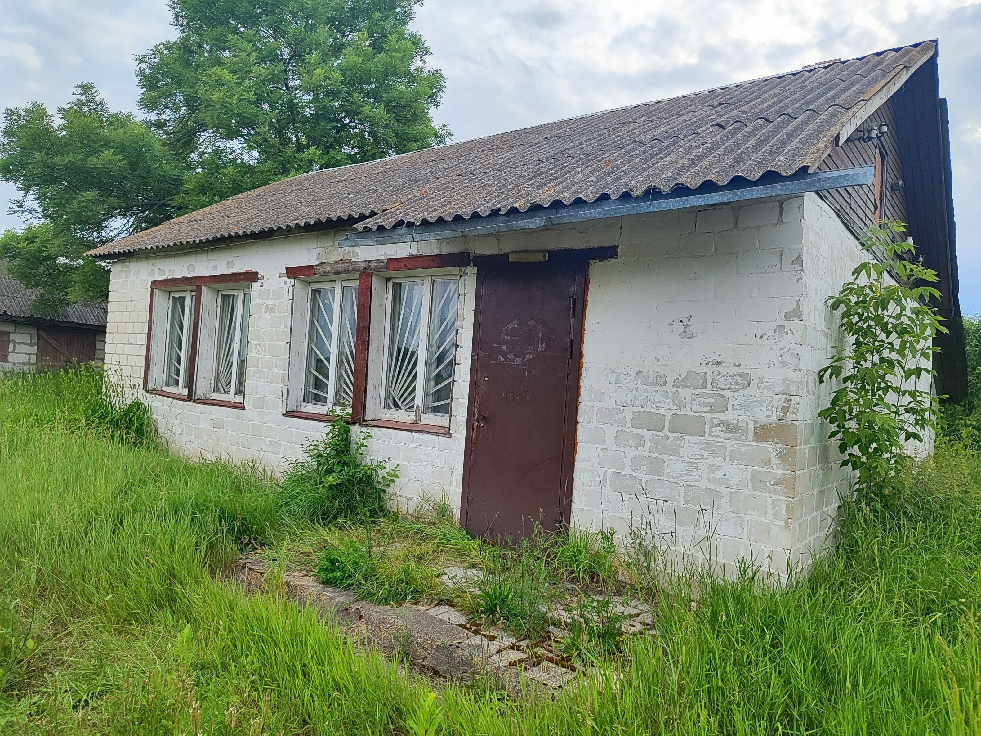 Здание магазина № 71 д.Рыжков